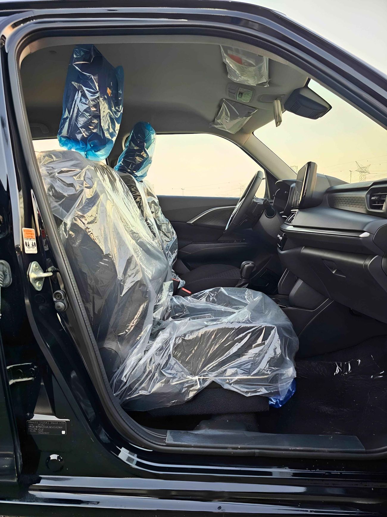 سوزوكي سويفت GLX, 1.2L / RADAR / GCC SPECS / HIGH OPTION (CODE # GLX)