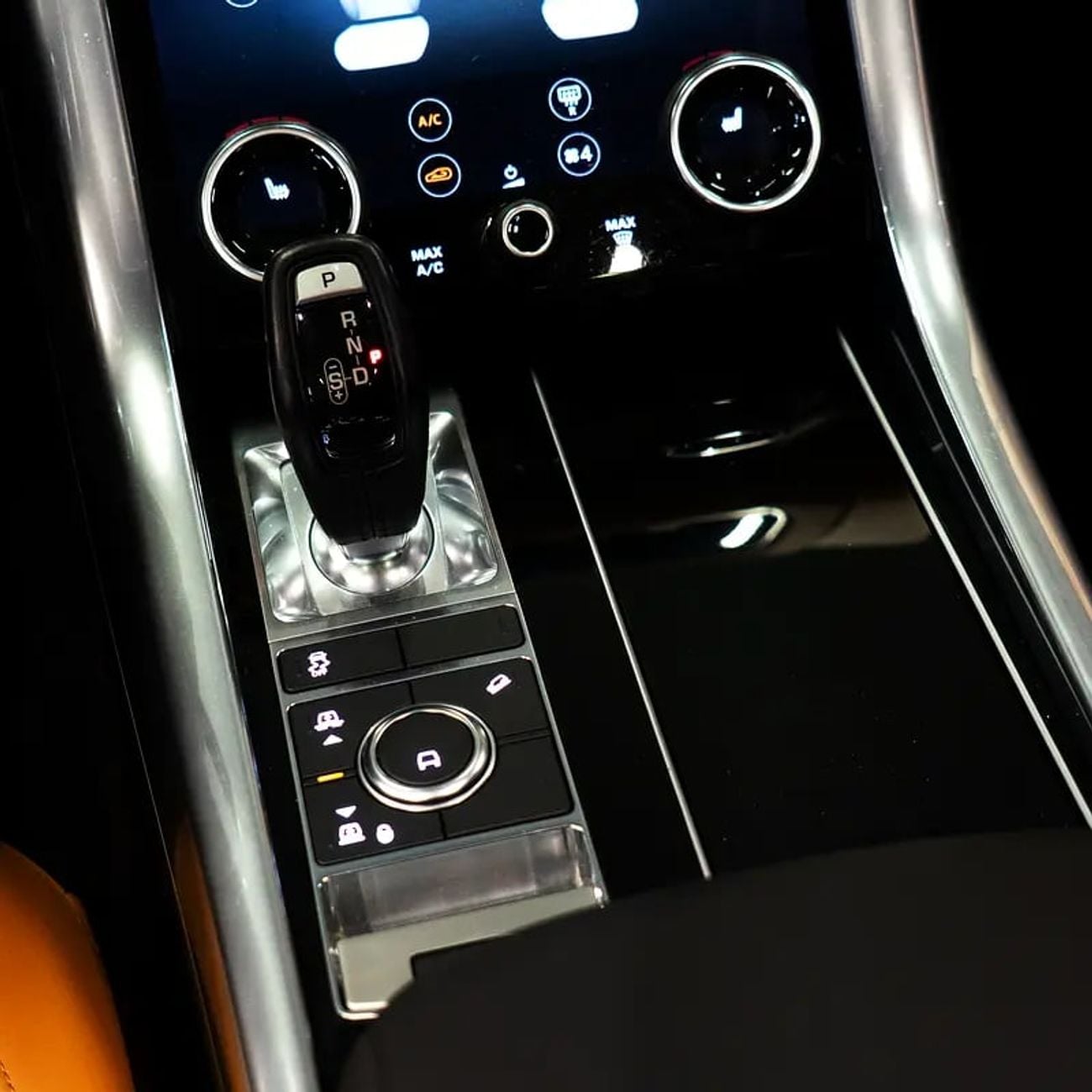 لاند روفر رينج روفر سبورت Dynamic HSE D350 3.0L 1,915 pm• 0% Downpayment • HSE • 1 Year Warranty