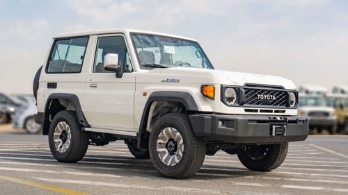 تويوتا لاند كروزر 70 2026 Toyota Land Cruiser LC71 4.0L AT Petrol Full Option (White-Brown)
