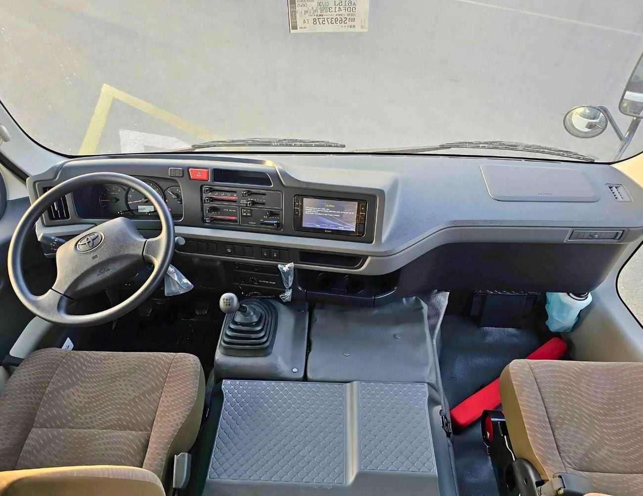 Toyota Coaster 4.0L V4 DIESEL / 23 STR M/T / AUTO DOOR / BAGGAGE TRAY WITH RACK (CODE # COD4J)