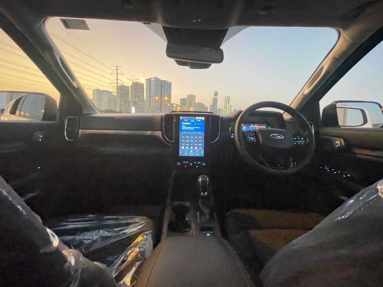 Ford Ranger diesel 2.0 liter right hand drive only for export available