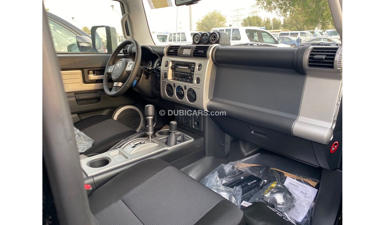 Toyota FJ Cruiser 4.0L 2020 GCC For Export Only