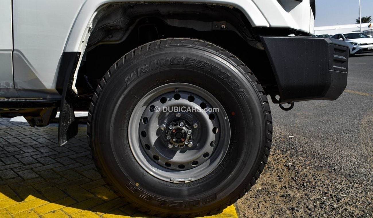 Toyota Land Cruiser 70