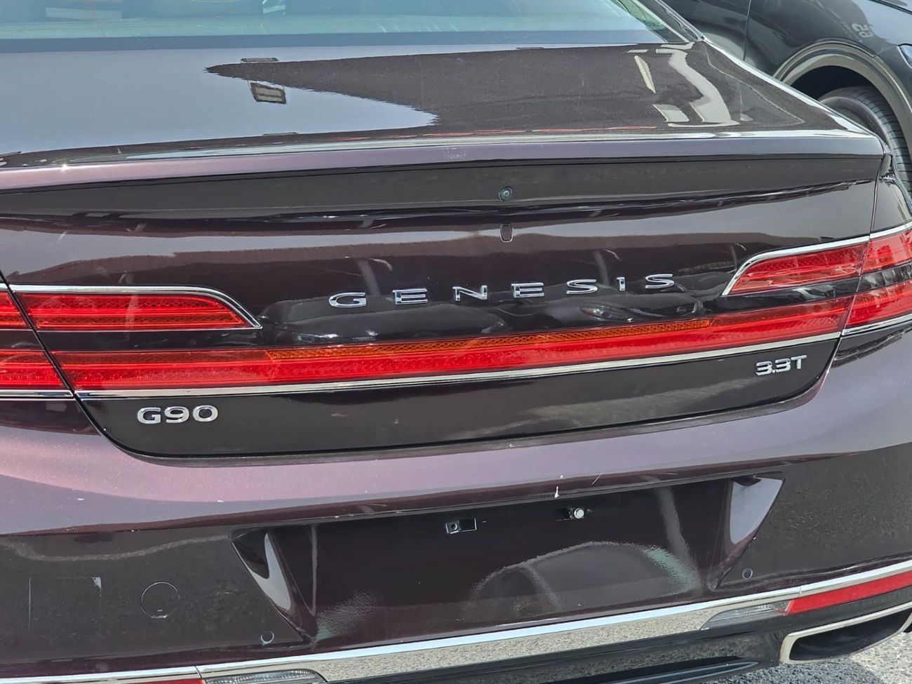 Genesis G90 Platinum 3.3L RWD