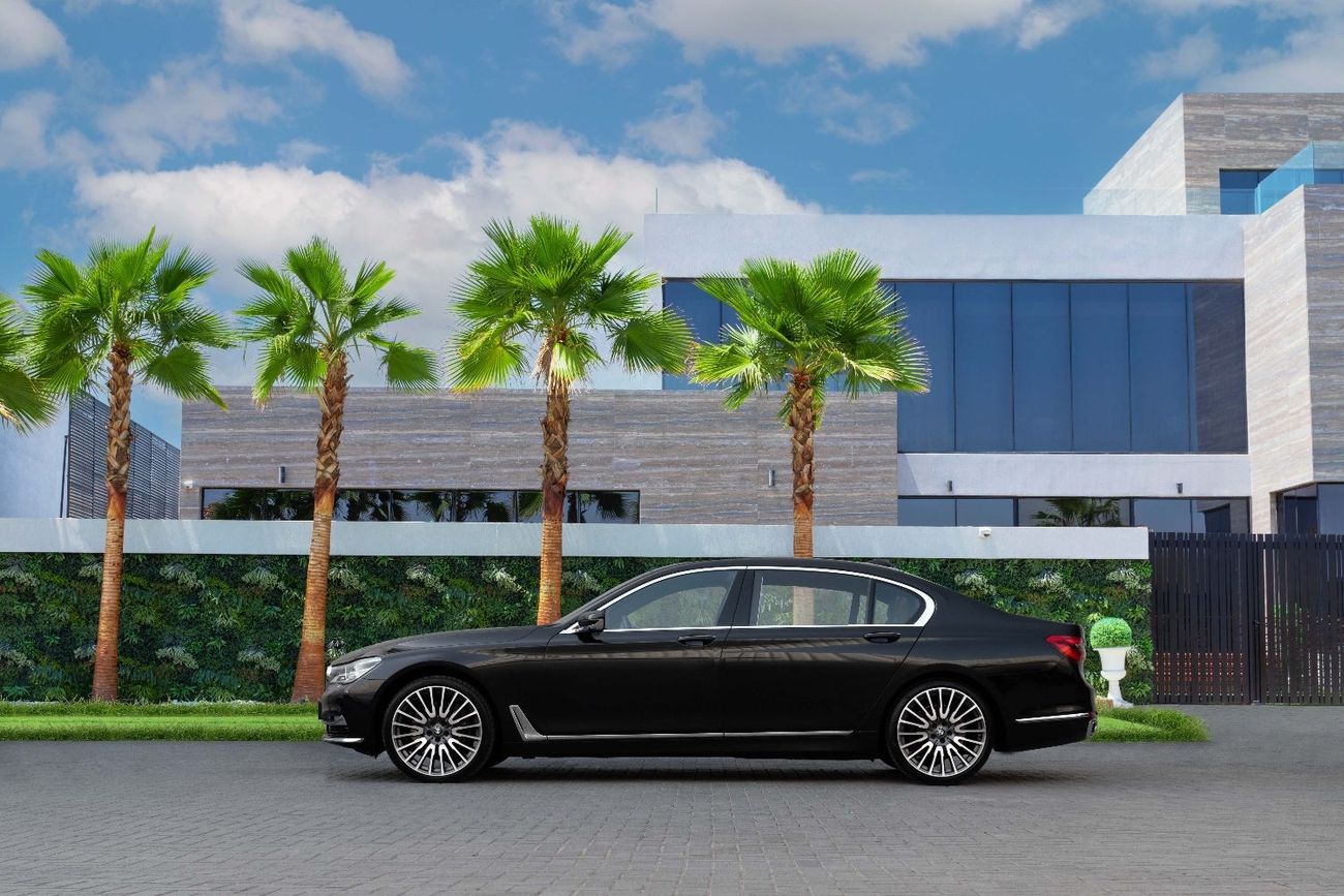 BMW 750Li 50LI XDRIVE V8 | 2,937 P.M  | 0% Downpayment | Excellent Condition!