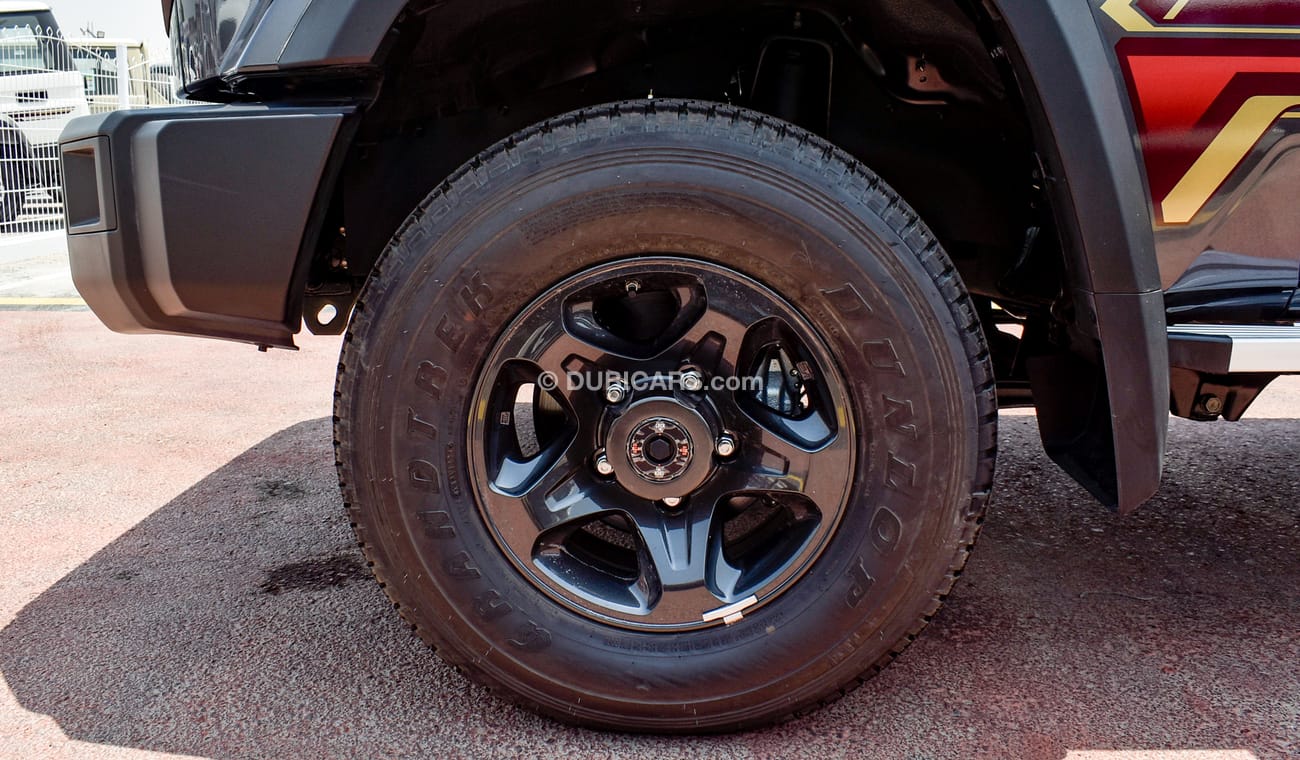 Toyota Land Cruiser Pick Up SC LX 4.0L V6 YM 2024