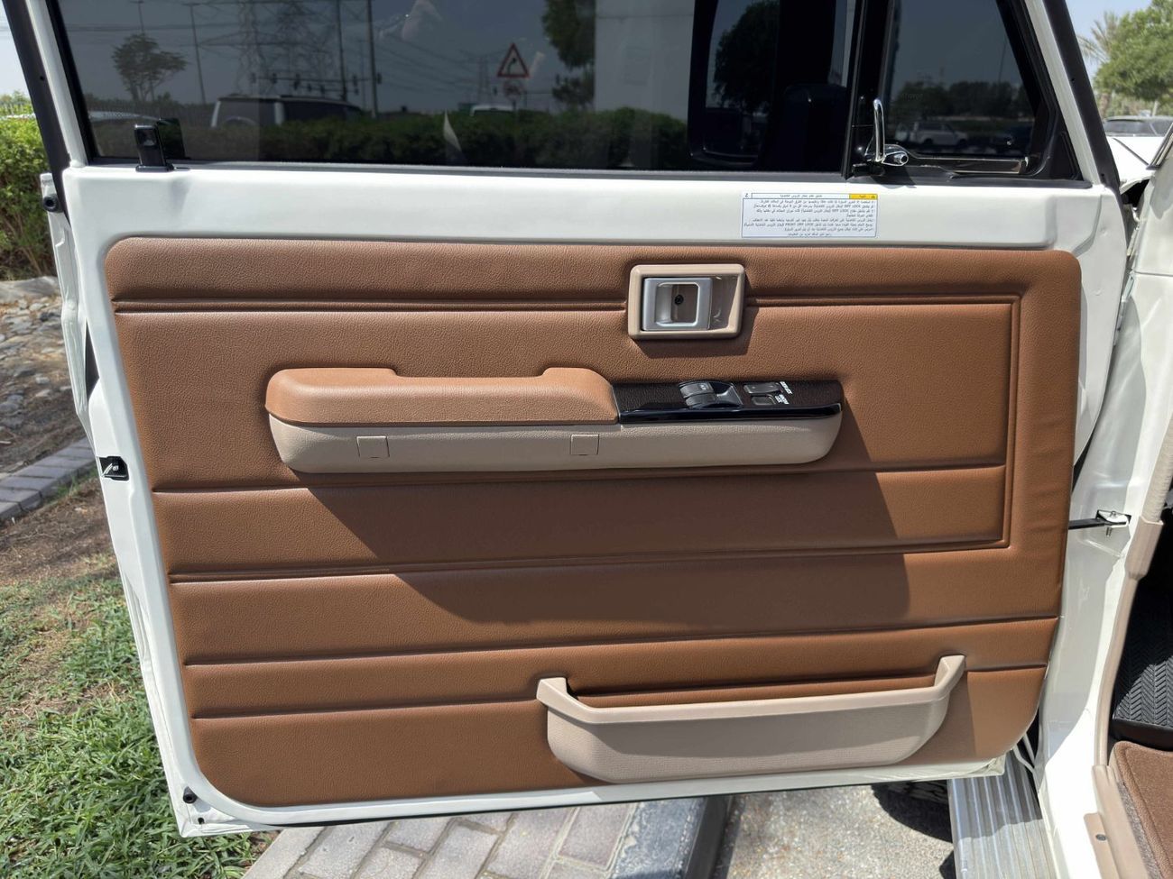 تويوتا لاند كروزر 70 GCC SPEC NEAT AND CLEAN VERY LESS KM