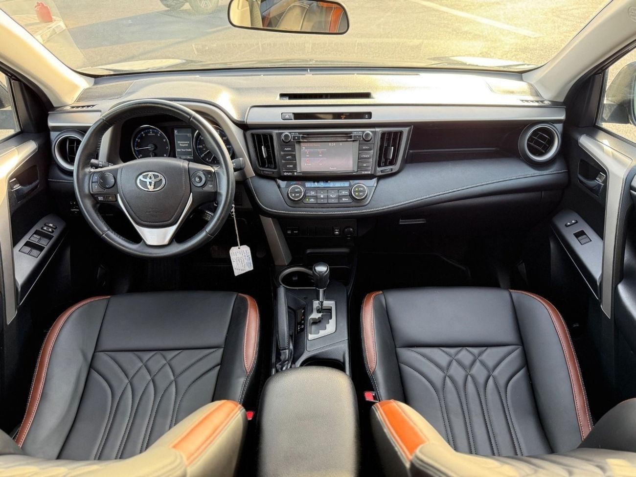 تويوتا راف ٤ GXR 2.5L XLE 4WD Sunroof,leather seats full option