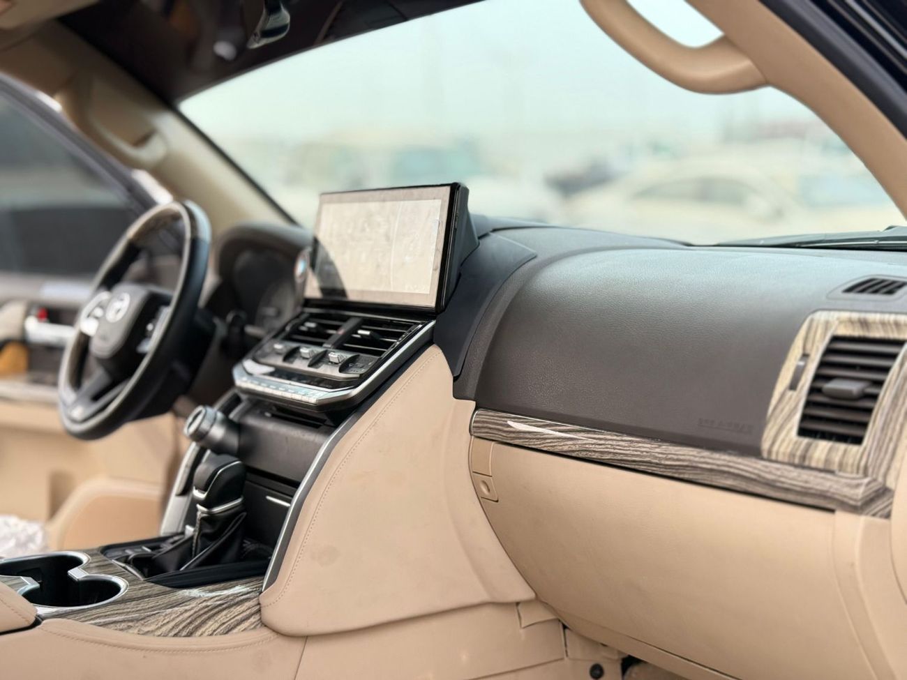 تويوتا لاند كروزر Toyota Landcruiser 2014 LHD Gcc specs 8seats 5doors 4x4 LHD