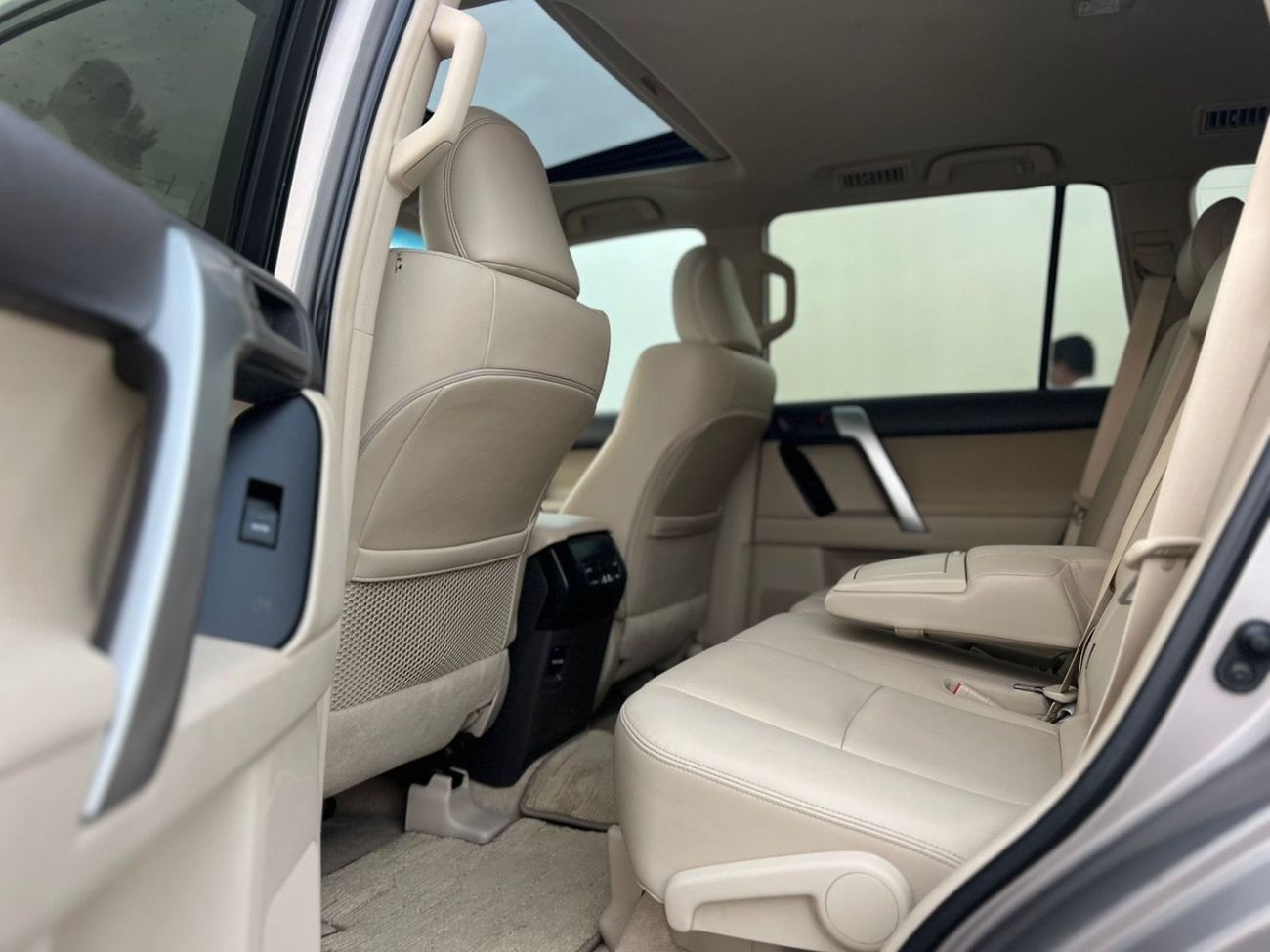 تويوتا برادو 2023 Toyota Prado TXL 4.0L V6  Full Option - AWD 4x4 - Electric Seat - Rear CAM & Sensors - Cool Box