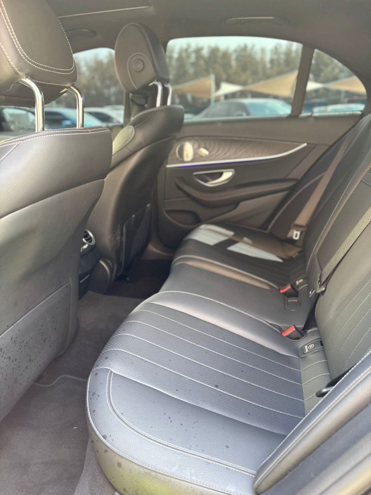 Mercedes Benz E350 4MATIC (NON GCC)