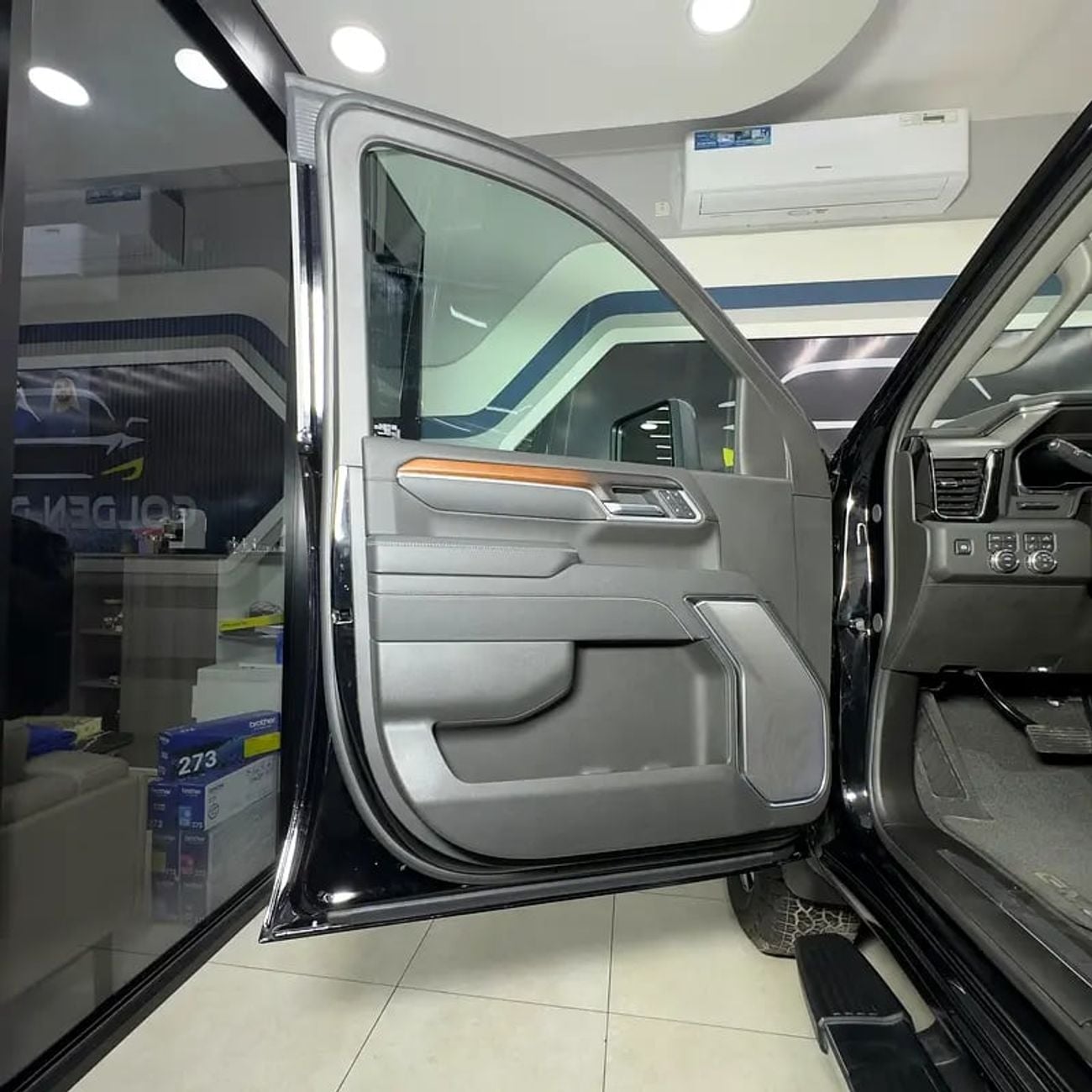 GMC Sierra 2500 HD Denali 6.0L Single Cab Utility RWD Denali 2500 HD Diesel