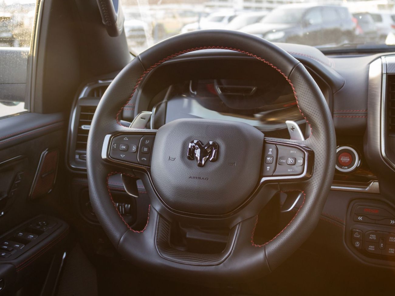 RAM 1500 EXPORT PRICE - RAM RHO 3.0L TT HO - Red (FULL OPTION)