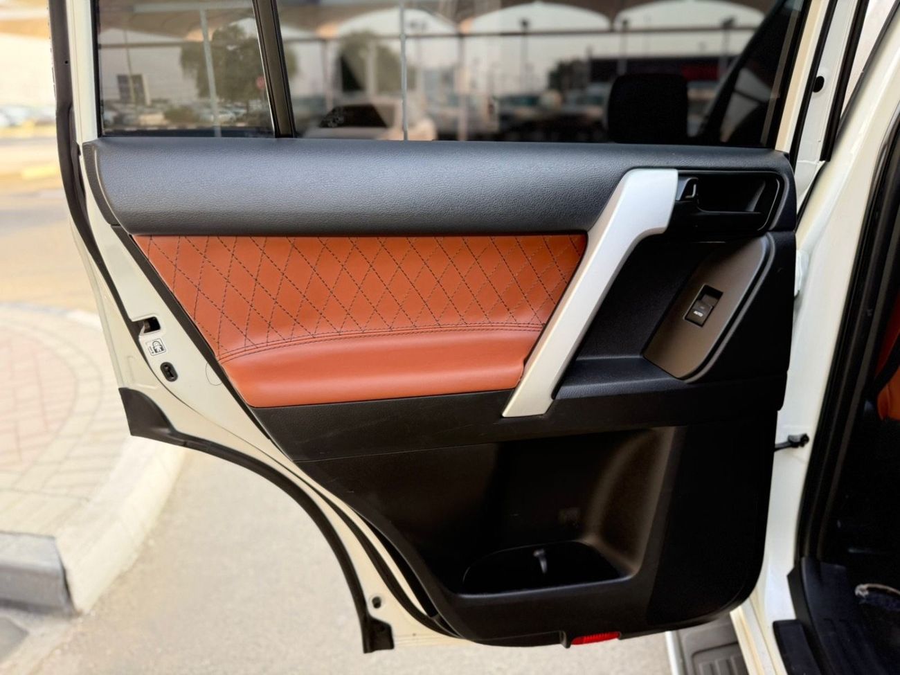 تويوتا برادو TXL 2.8L