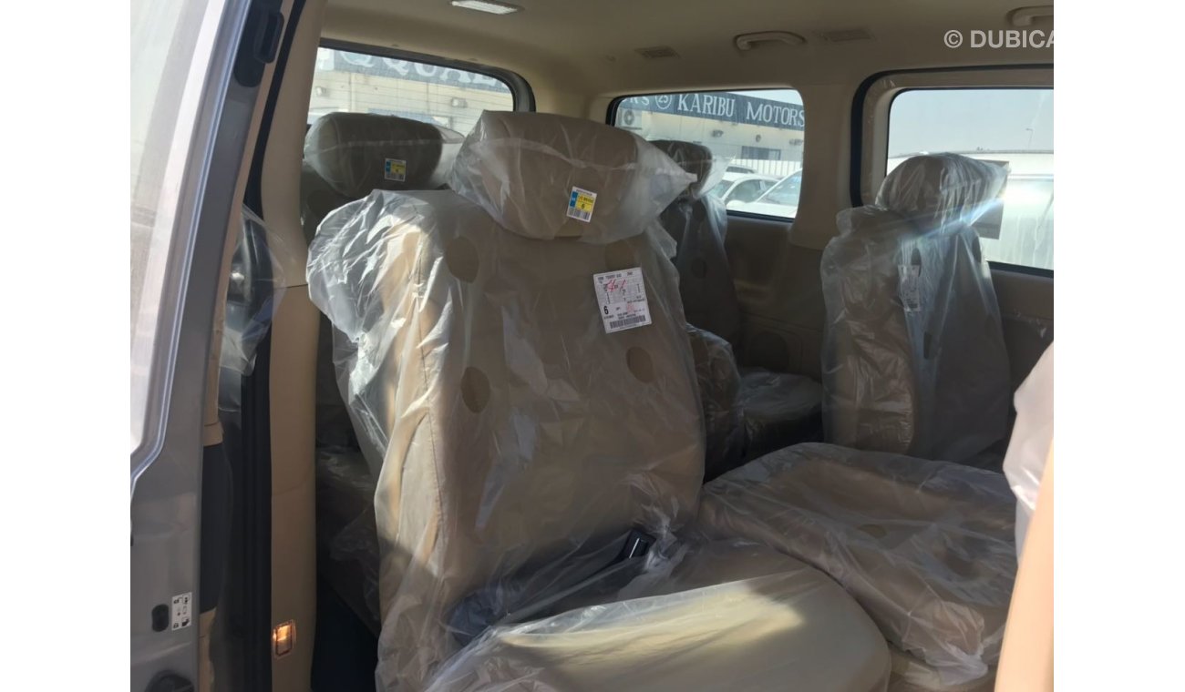 Hyundai H-1 12 seats