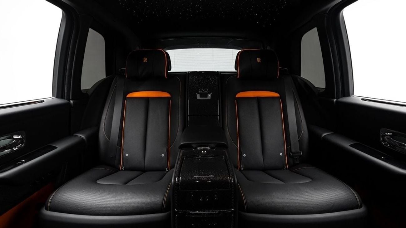 رولز رويس كولينان Black Badge 2024 - GCC - Under Warranty and Service Contract