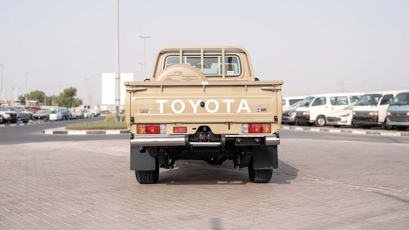تويوتا لاند كروزر بيك آب 2025 Toyota Land Cruiser LC 79 2.8L SC AT Diesel Full Option (Beige)