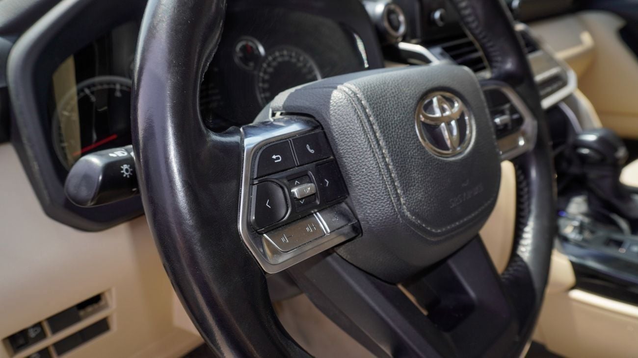 Toyota Land Cruiser GXR 3.3 L d