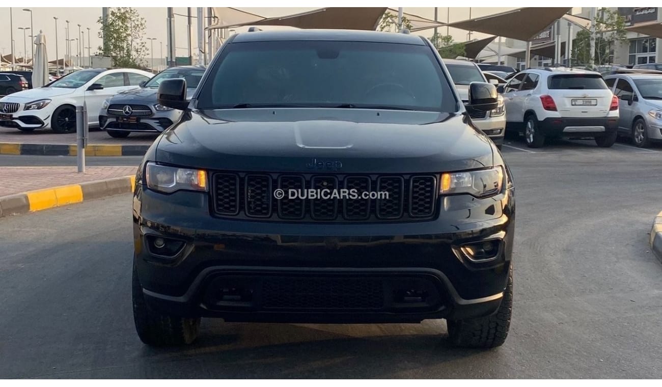 Jeep Grand Cherokee Laredo
