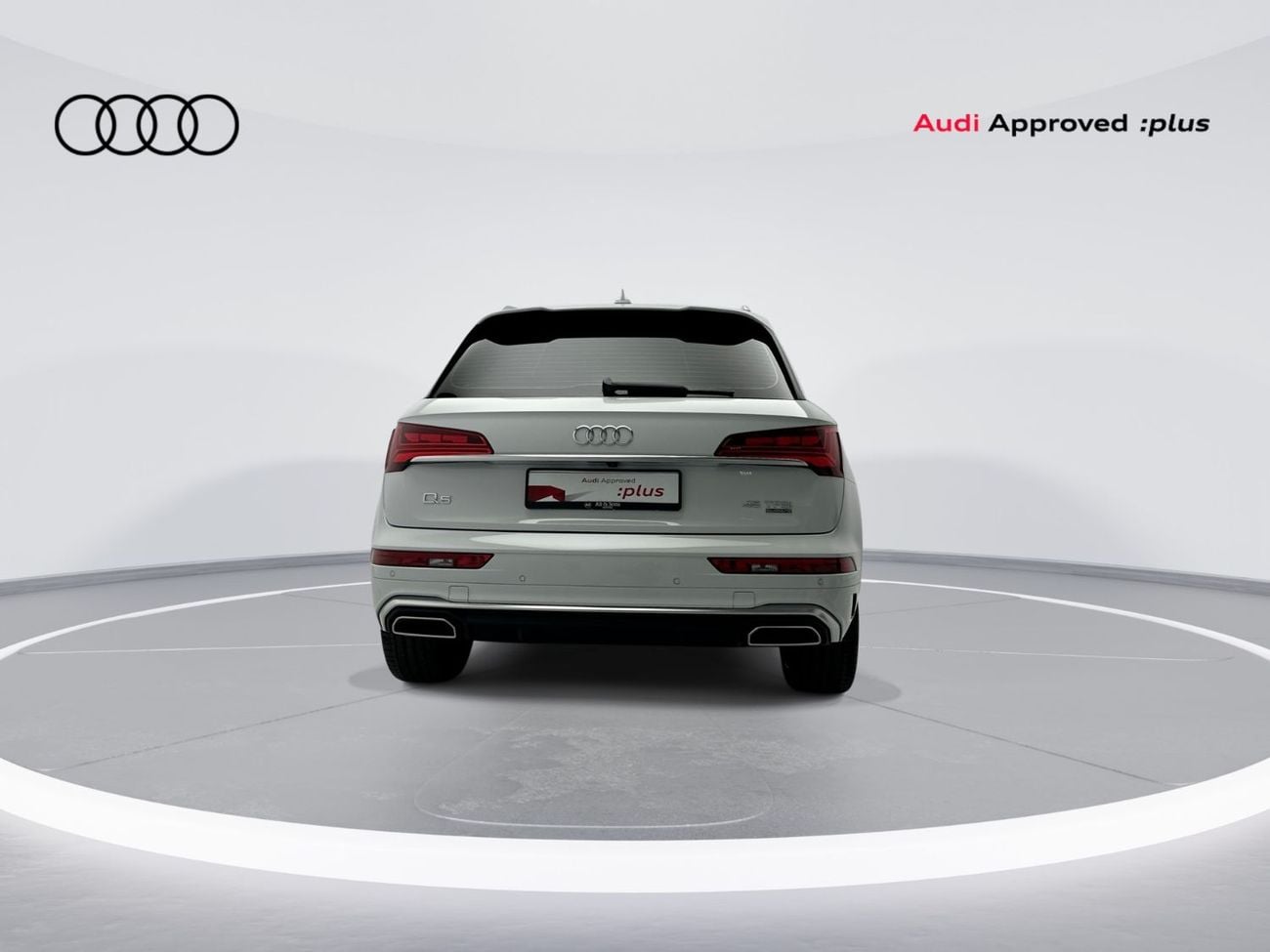 أودي Q5 45 TFSI Quattro Design 2.0L
