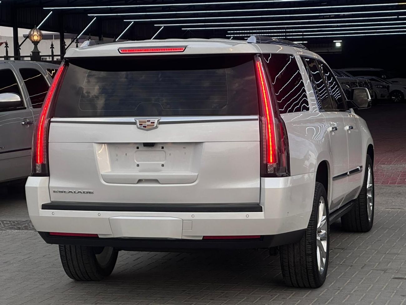 Cadillac Escalade ESV Platinum