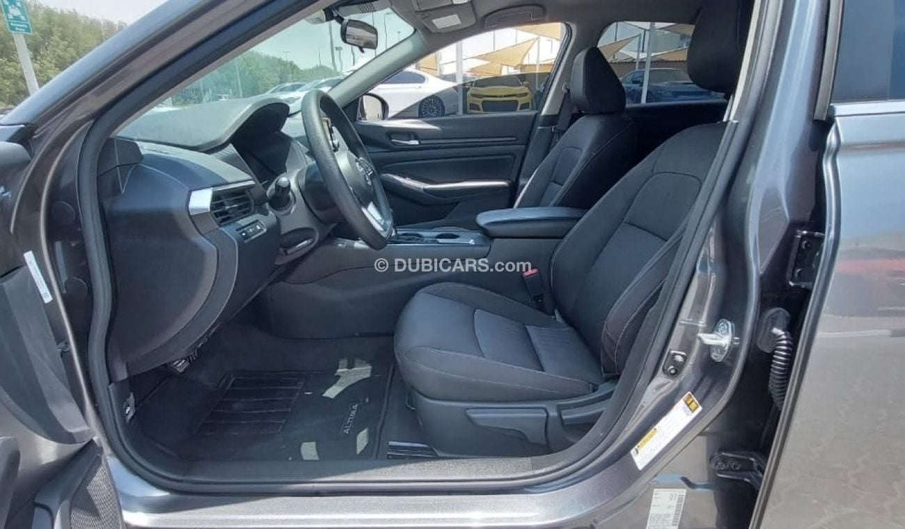 نيسان ألتيما S Very clean car