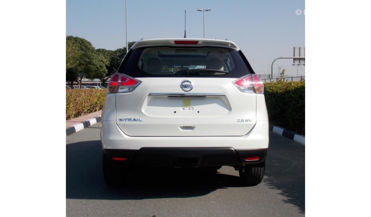 Nissan X-Trail 2015 # 2.5 SV # 7S # G.C.C # 5 Yrs Warranty or 100,000 Km # 4 Free services # خليجية #  LAST UNIT