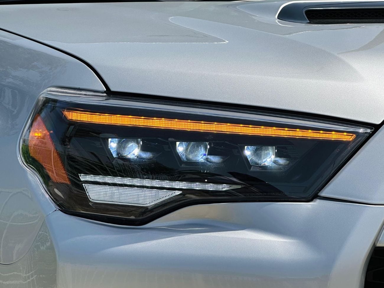 Toyota 4Runner LIMITED Left Hand Drive Year: *2016* *Full Option Premium* UAE Pass