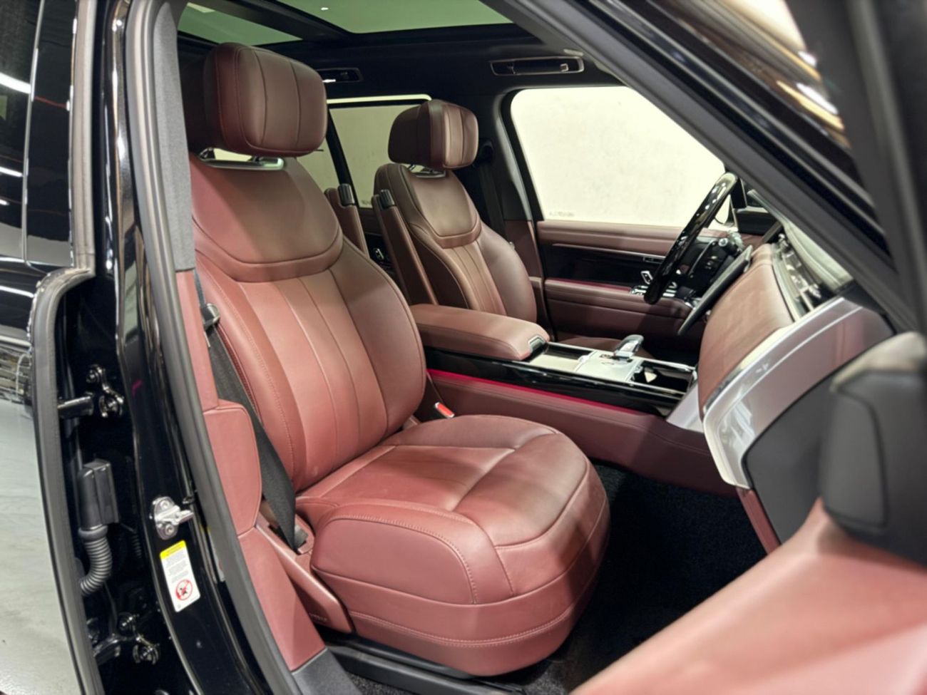 Land Rover Range Rover V8 AUTOBIOGRAPHY 2025