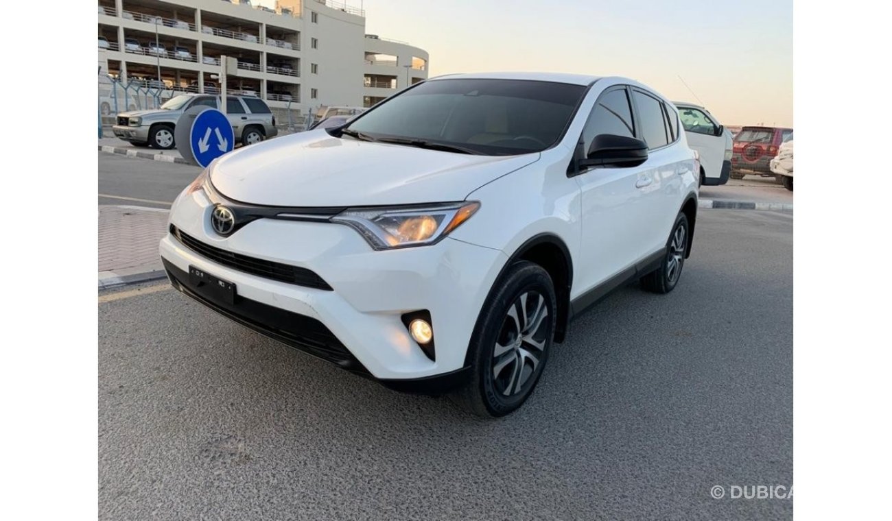 Toyota RAV4 LE 4WD SPORT AND ECO 2.5L V4 2017 AMERICAN SPECIFICATION