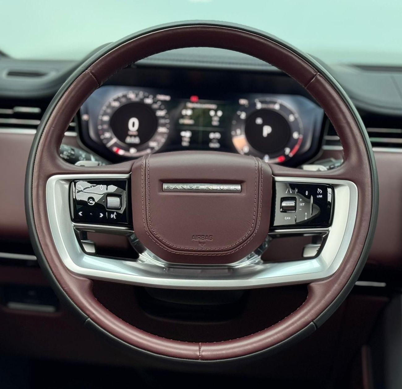 لاند روفر رينج روفر HSE P530 4.4L 2023 Range Rover Vogue P530 HSE, 2028 Range Rover Warranty + Service Pack, GCC