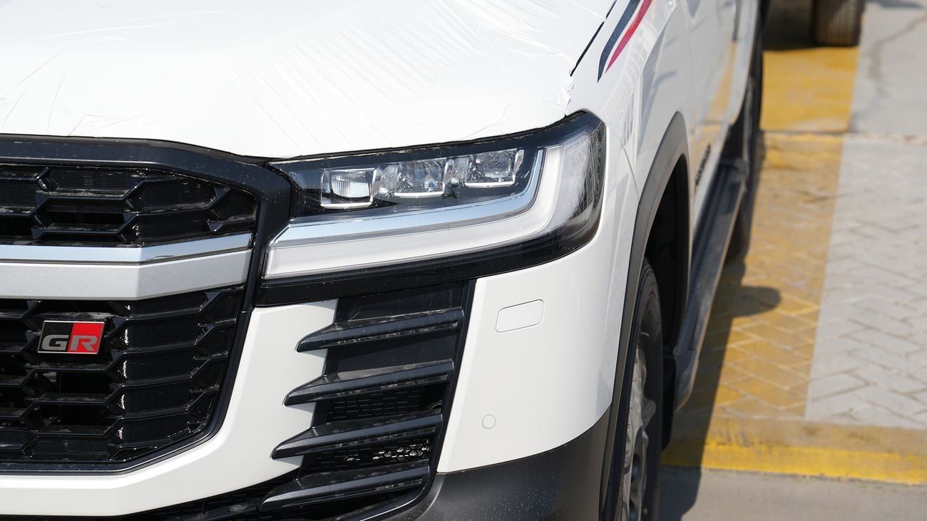 Toyota Land Cruiser GR SPORT