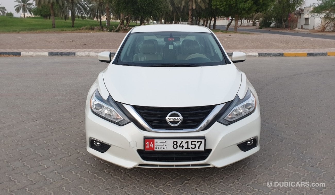 Nissan Altima 2.5 S Model 2018 GCC Specs Single Owner Low Mileage Like Brand New