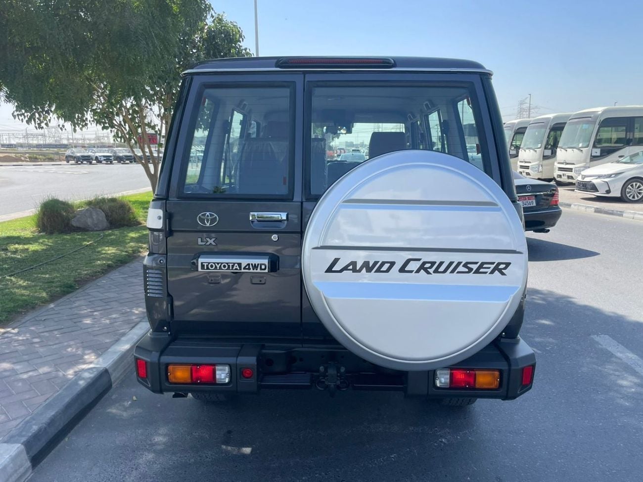 تويوتا لاند كروزر TOYOTA LANDCRUISER LC76 2.8 DIESEL MODEL YEAR 2026