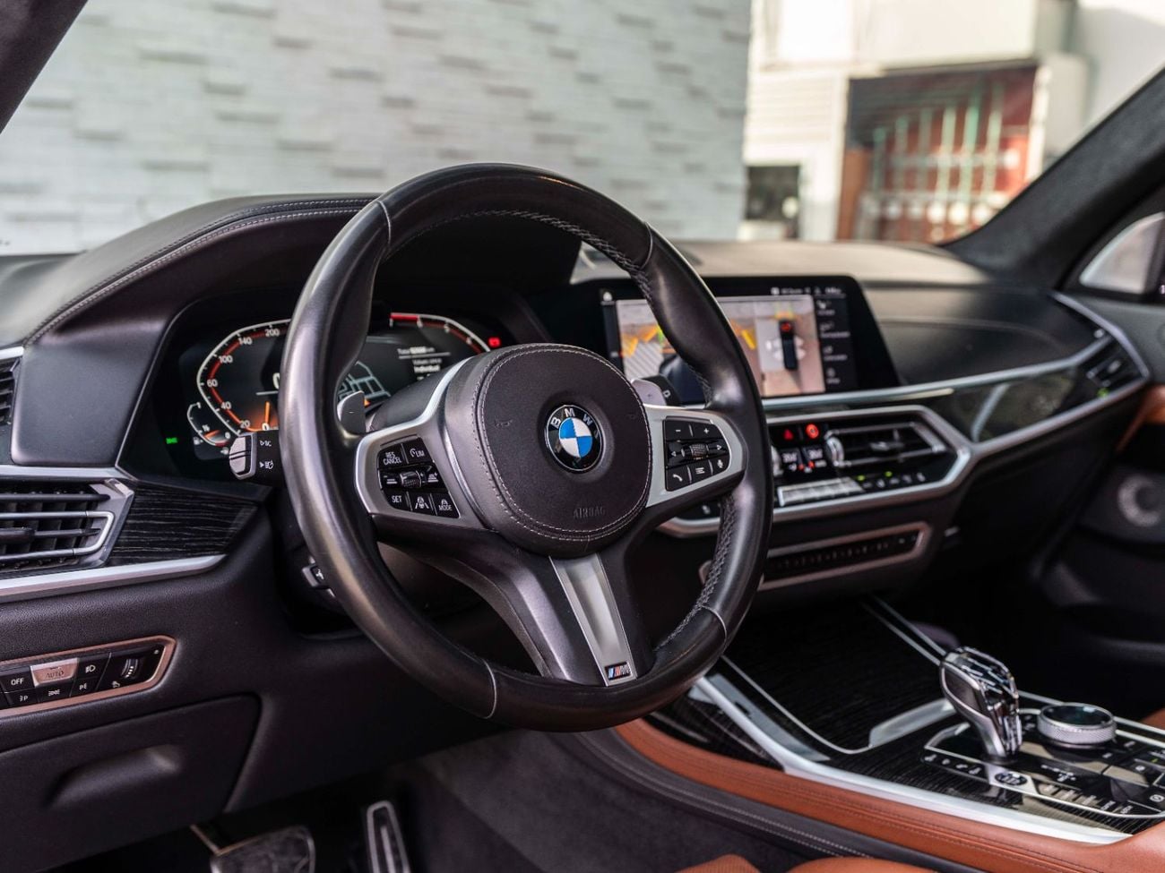 BMW X7 M50i 4.4L (523 HP)