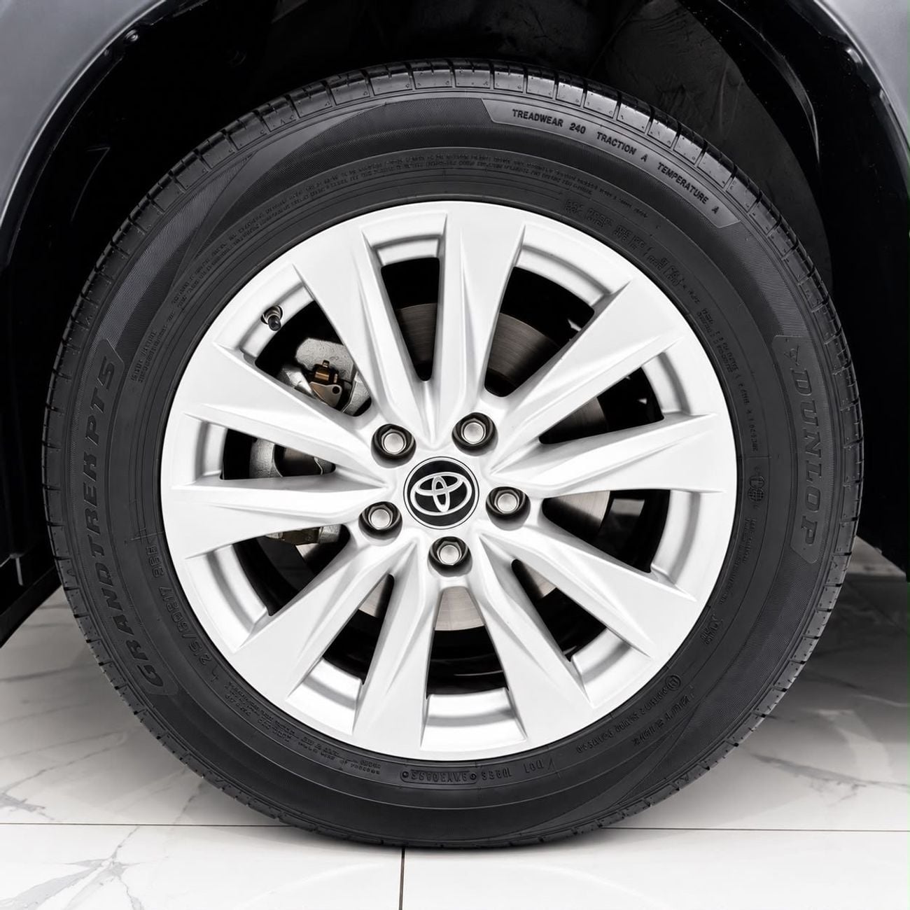 Toyota Corolla Cross LTD HEV