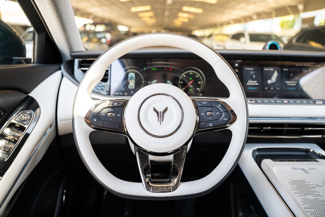 فويا فري EREV 2025 GCC 1.5L Turbo Plug-in Hybrid Low Mileage