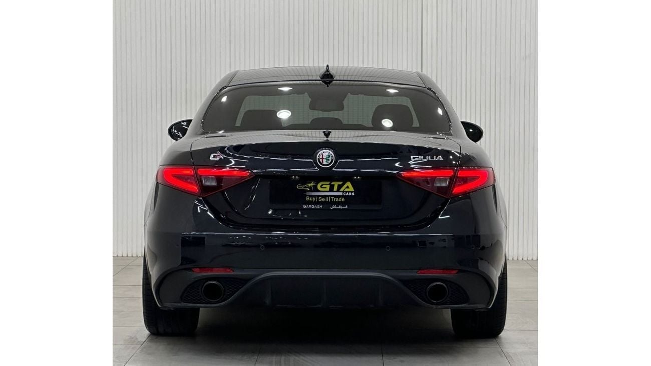 ألفا روميو جوليا 2023 Alfa Romeo Giulia Veloce Q2, 2028 Agency Warranty + Service Contract, GCC