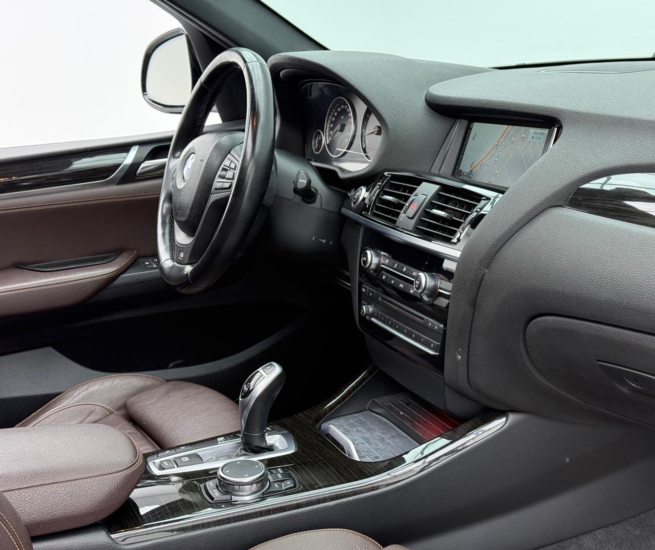 BMW X3 xDrive 28i 2.0L 2016 BMW X3 xDrive28i M-Kit, Full Service History, Excellent Condition, GCC