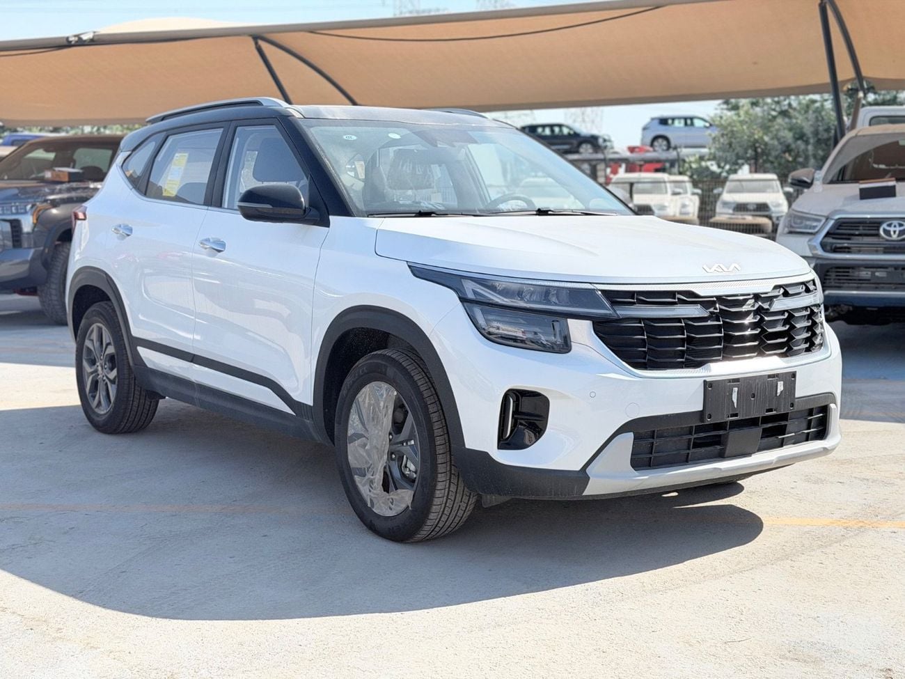 Kia Seltos EX Kia Saltos Mid Option