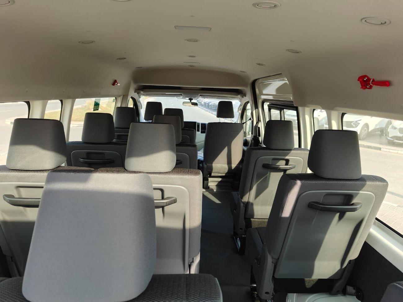 تويوتا هاياس GL 2026 Toyota Hiace 13-Seater High-Roof Full-Option 3.5L V6 Petrol A/T RWD Export Only
