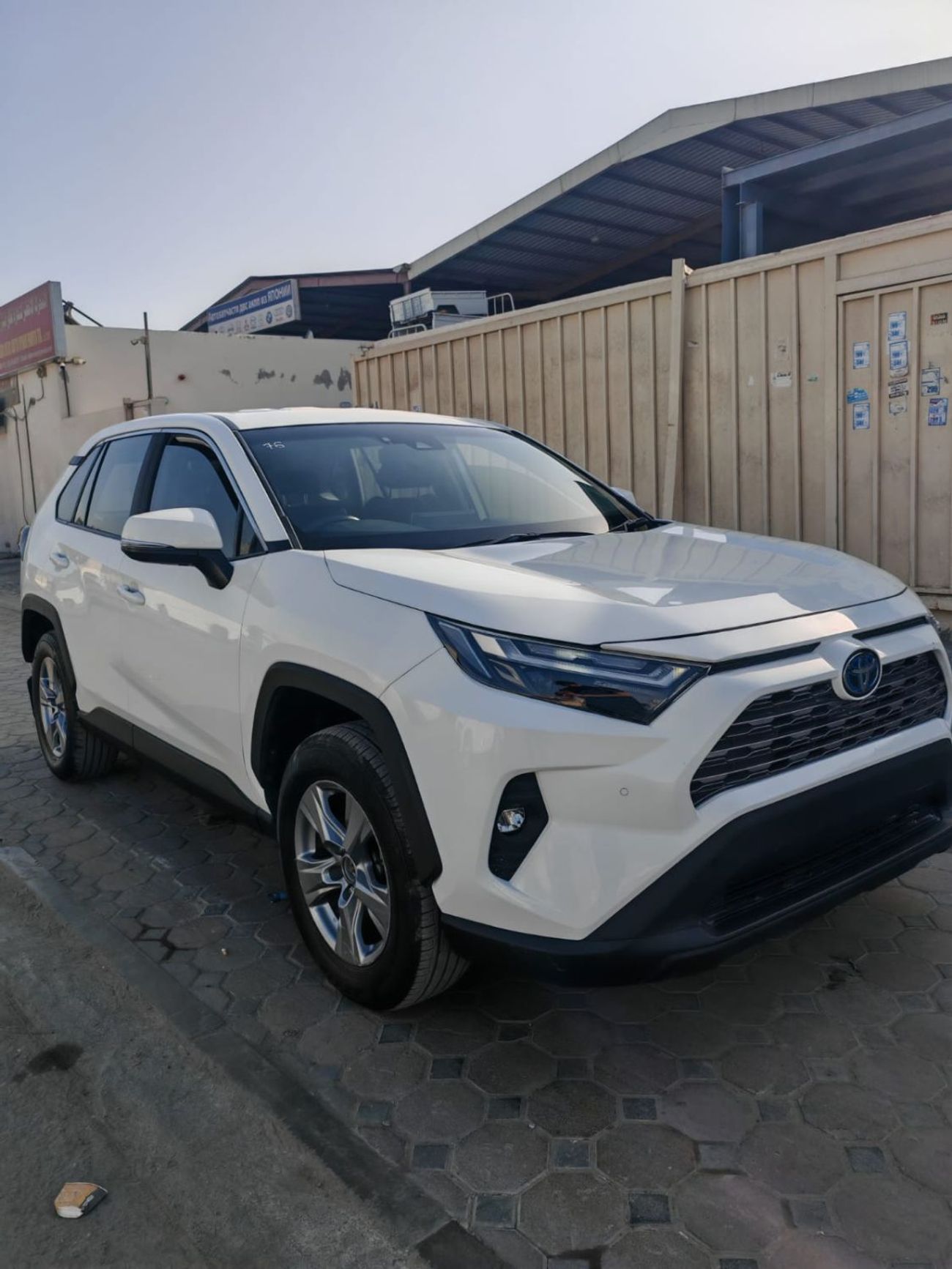 تويوتا راف ٤ 2.5L VXR Hybrid