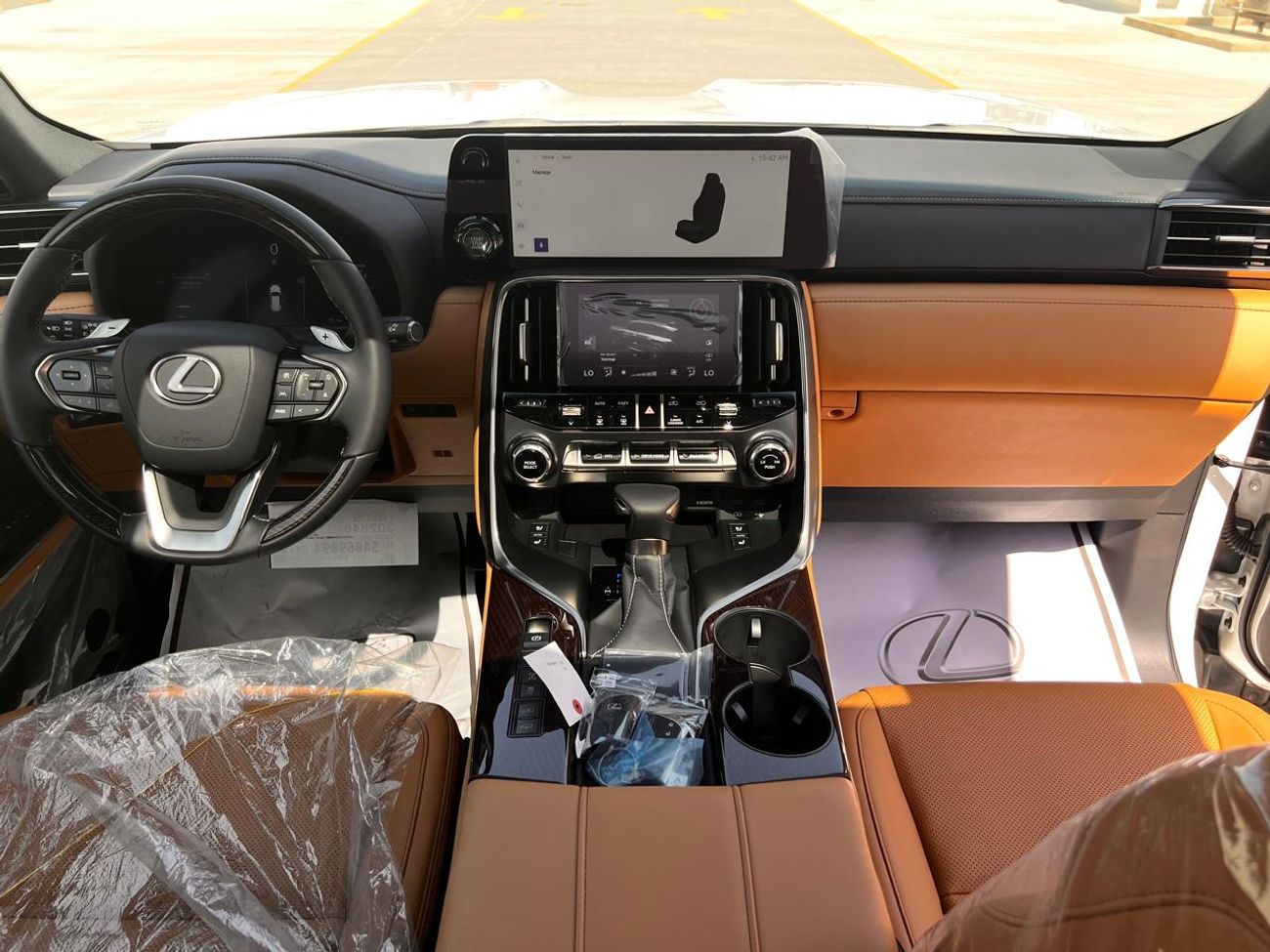 لكزس LX 600 2025 Lexus LX 600 Turbo plus 3.5L AT Petrol Turbo