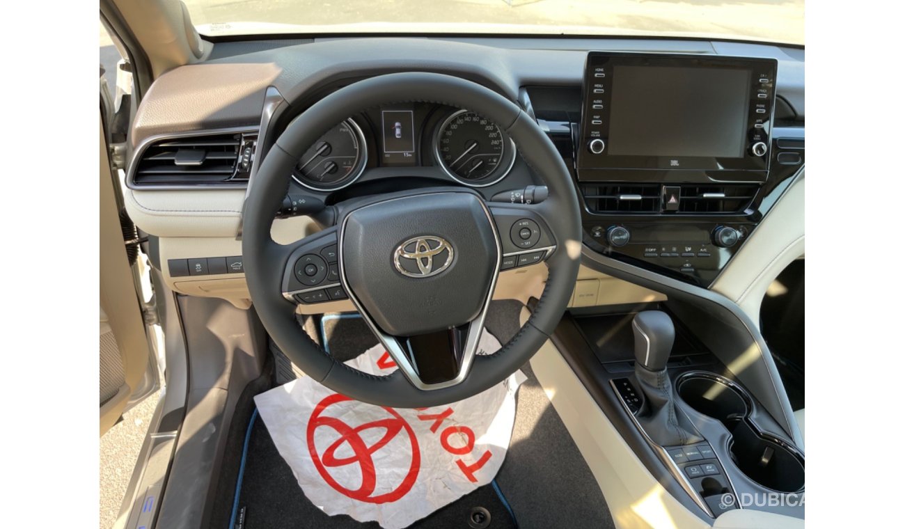 Toyota Camry 2.5 ltr Hybrid