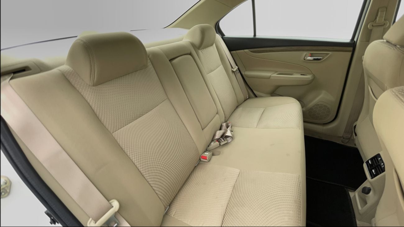 سوزوكي سياز GL 1.5 | بدون دفعة مقدمة | اختبار القيادة في المنزل