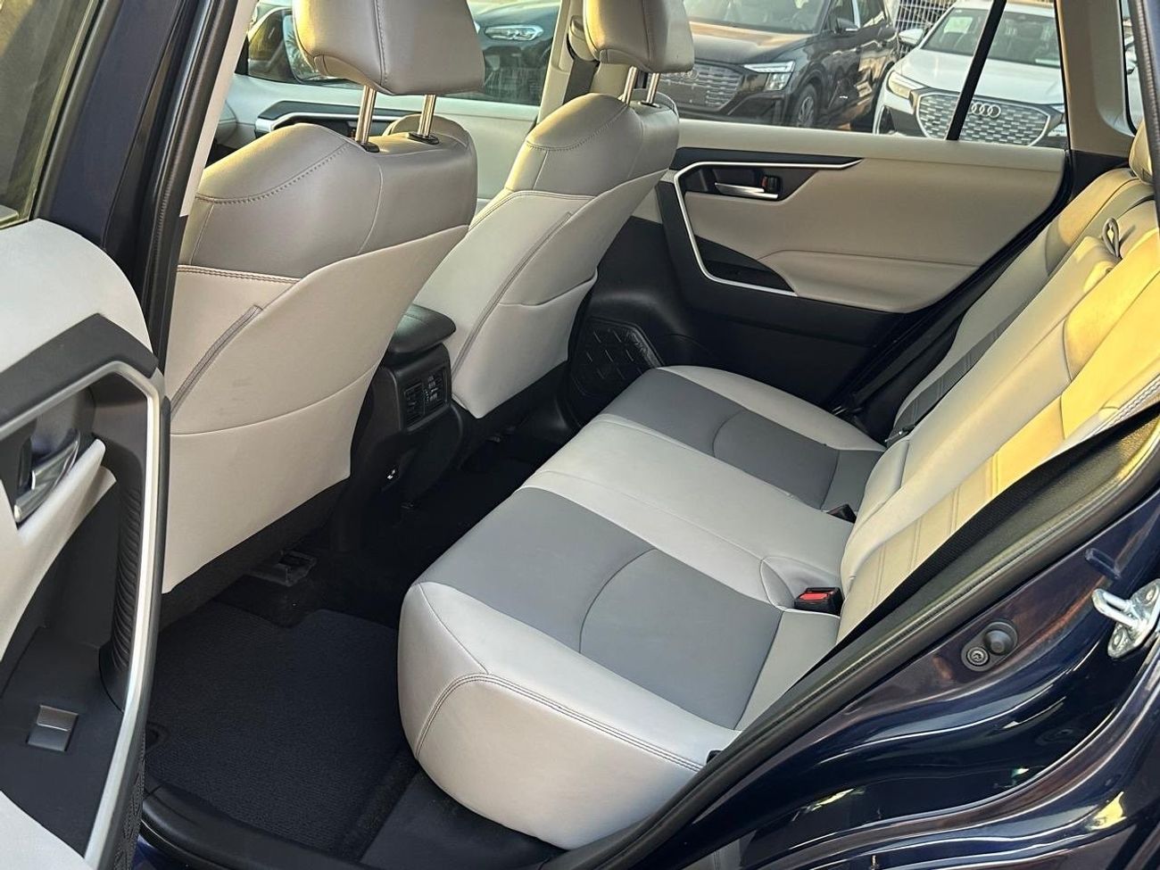 Toyota RAV4 2021 RAV4 xle premium