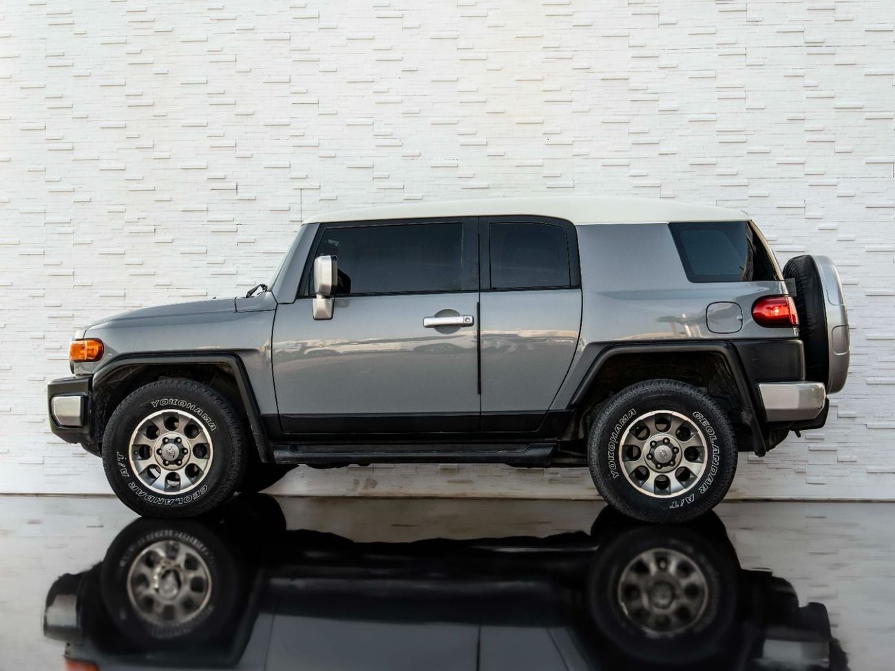 Toyota FJ Cruiser GXR 4.0L A/T