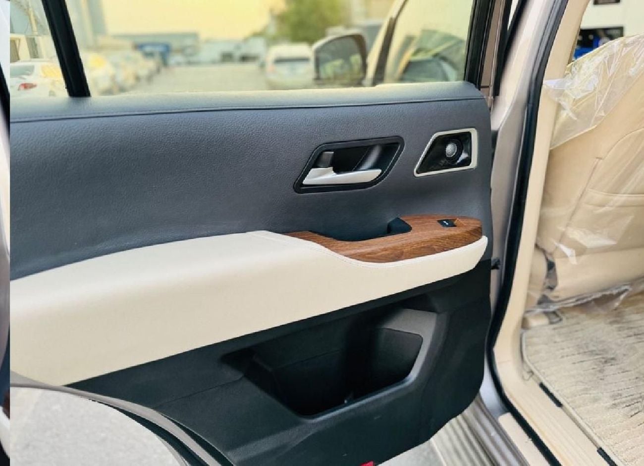 Toyota Land Cruiser 2018 Model Facelift To 2025 Shape Exterior and Interior Both