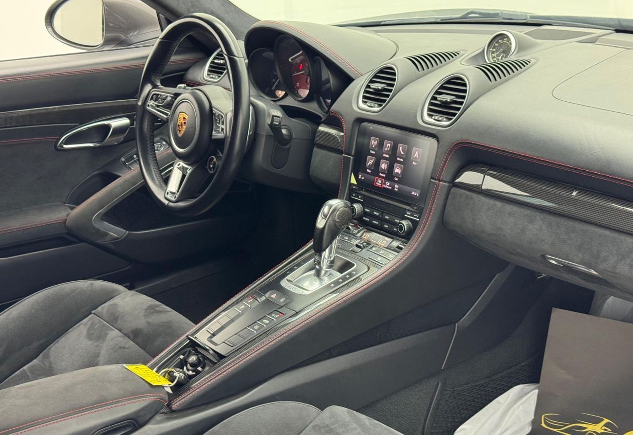 بورش كايمان 718 2018 Porsche 718 Cayman GTS, Fully Loaded, 1 Year Warranty, Full Service History, GCC