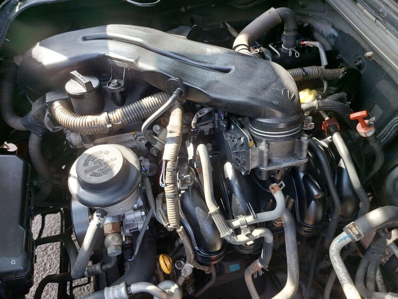 Toyota Hiace TOYOTA HIACE VAN RHD 2009 MODEL 2.7 L PETROL AUTOMATIC(PM00240)